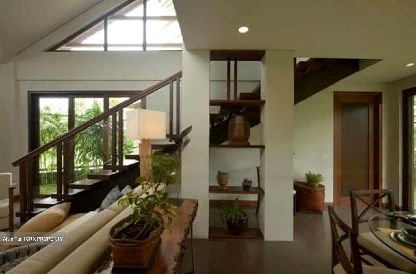 Fourth Avenue (D10), Detached #464386771